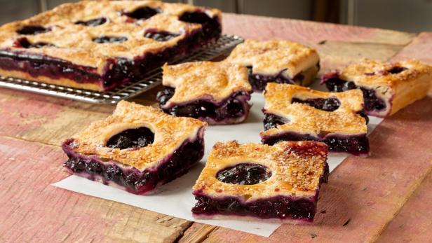 Blueberry Slab Pie image