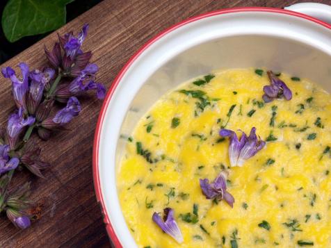 Scrambled Eggs with Chervil and Chives