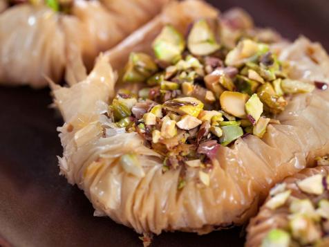 Pistachio Bird’s Nests