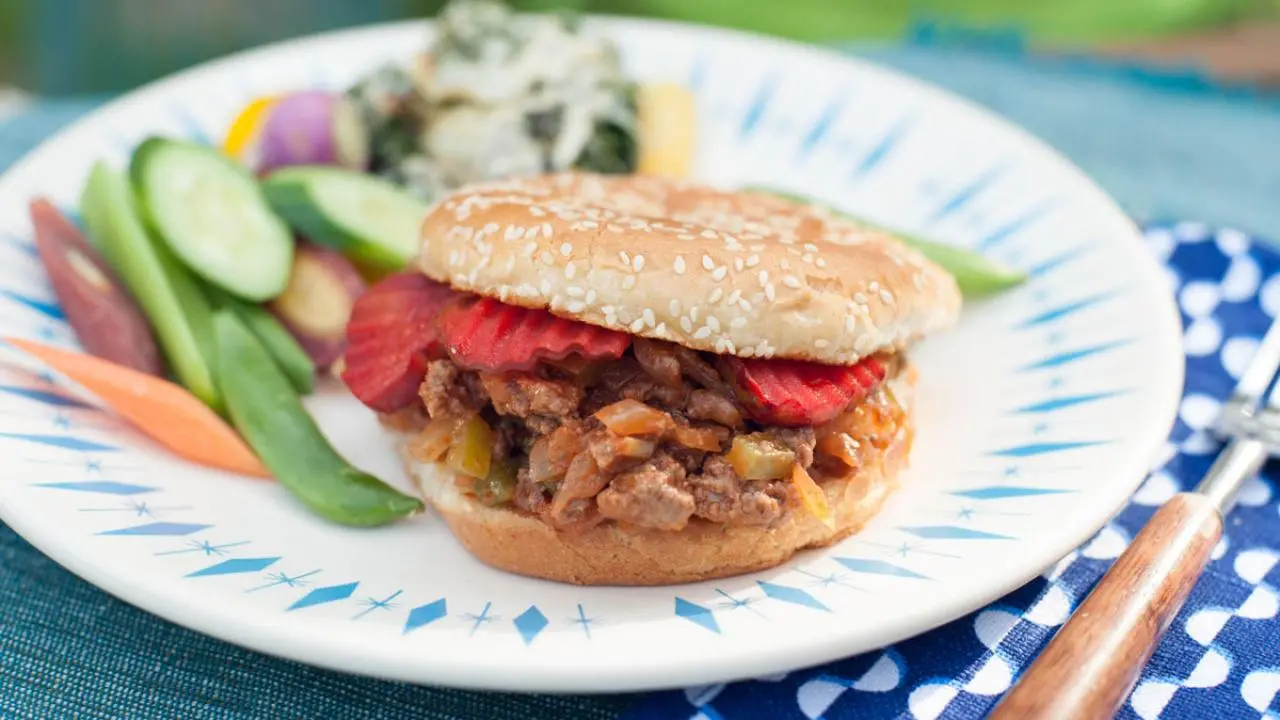 Sloppy Joes with Fruit Drink Pickles