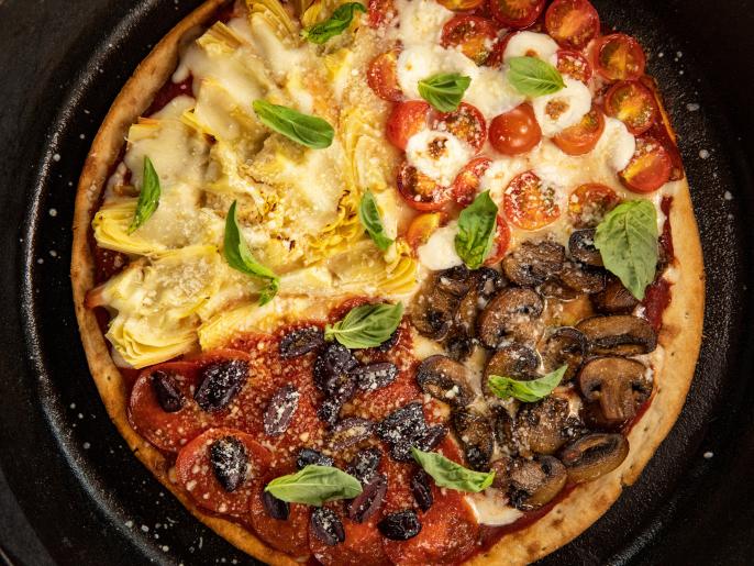 Four Seasons Skillet Pizza Recipe Ree Drummond Food Network