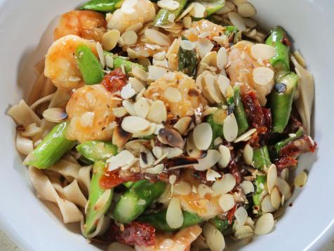 Almond Asparagus Shrimp on Steamed Rice