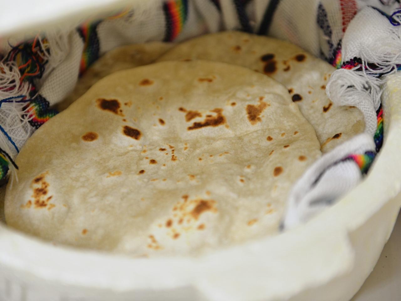 How to Keep Tortillas Warm for a Taco Bar