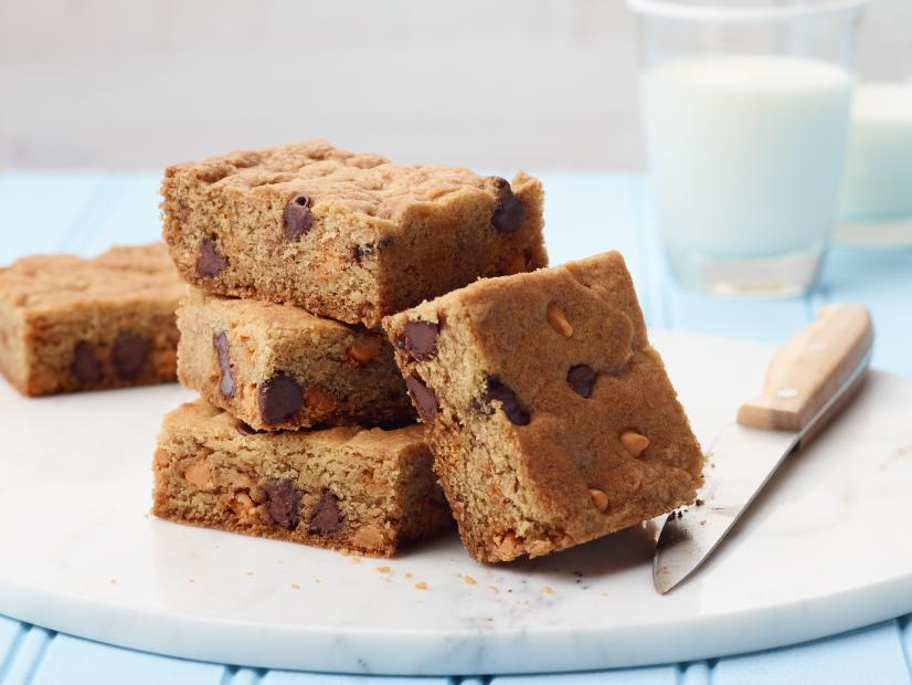 Food Network Kitchen’s Blondies for the An Easy Finish episode of How to Boil Water, as seen on Food Network.