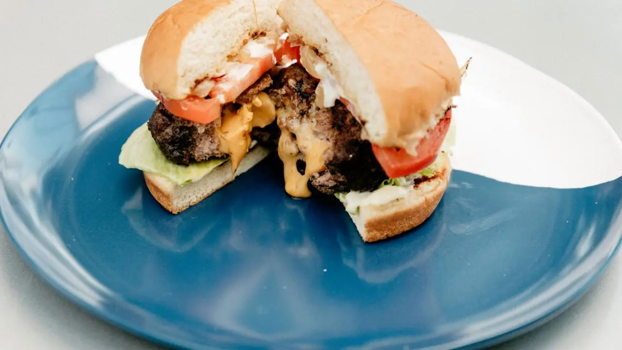 Spicy Cheddar Juicy Lucies