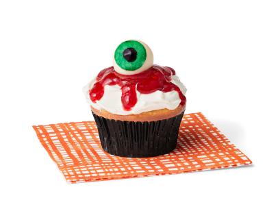 How To Make A Truffle Eyeball Halloween Cupcake Food Network Fn Dish Behind The Scenes Food Trends And Best Recipes Food Network Food Network
