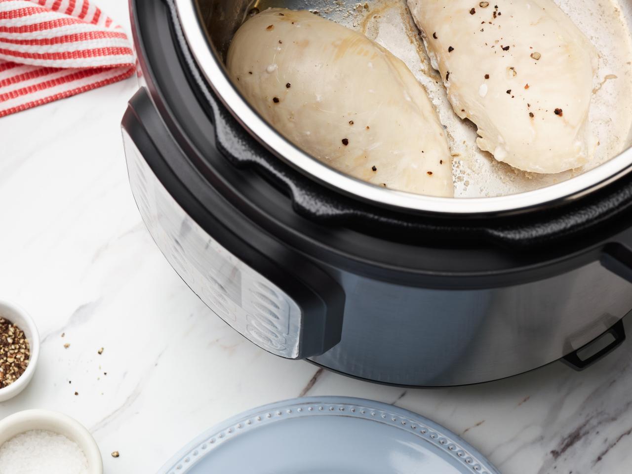 How to Cook Instant Pot Frozen Chicken Breasts - Living Locurto