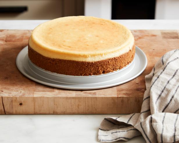 The Best New York-Style Cheesecake image