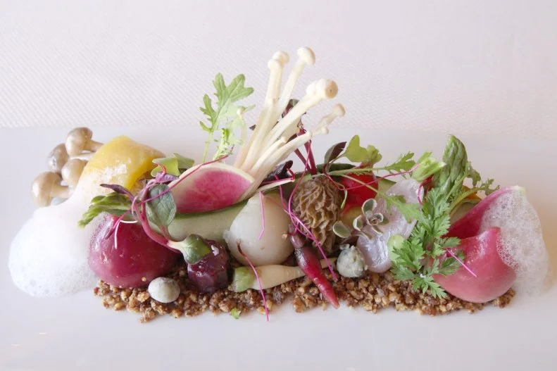 Located inside the Native American-owned Sheraton Grand Resort at Wildhorse Pass, Kai means “seed” in the Pima language. Native technique and locally sourced ingredients, many from the Gila River Indian Community, are carefully selected and arranged for multi-sensory appeal.
