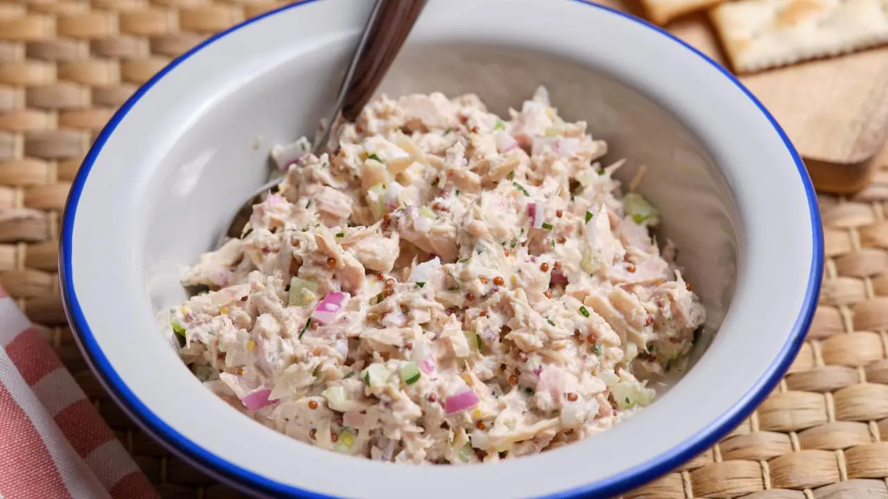 Ultimate Tuna Salad Recipe: A Fresh and Flavorful Delight