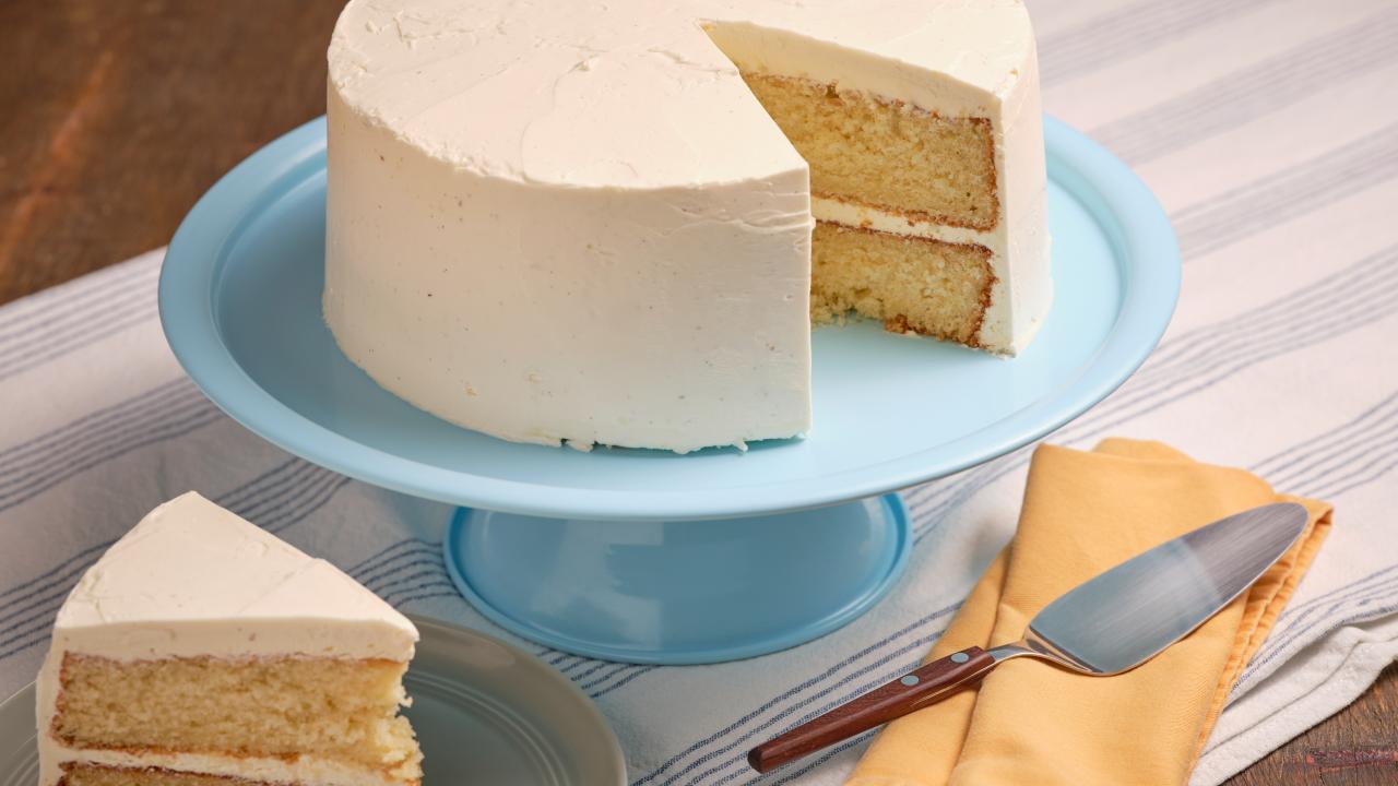 Moist Vanilla Cake Recipe With Easy Buttercream - Samsung Food
