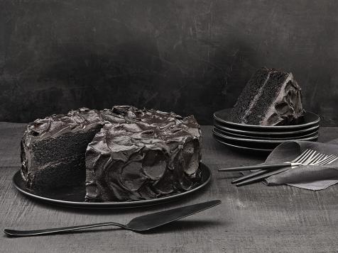 Black Chocolate Cake