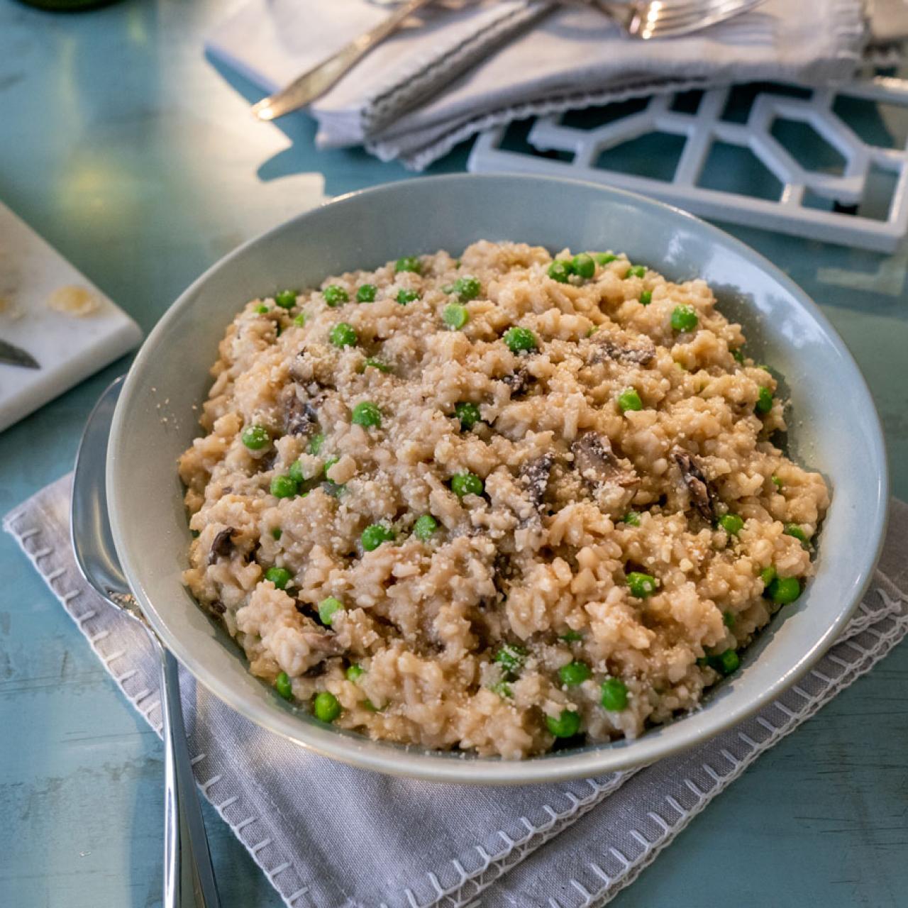 Rice, Rice Baby: Mushroom and Pea Risotto (and a Review of the