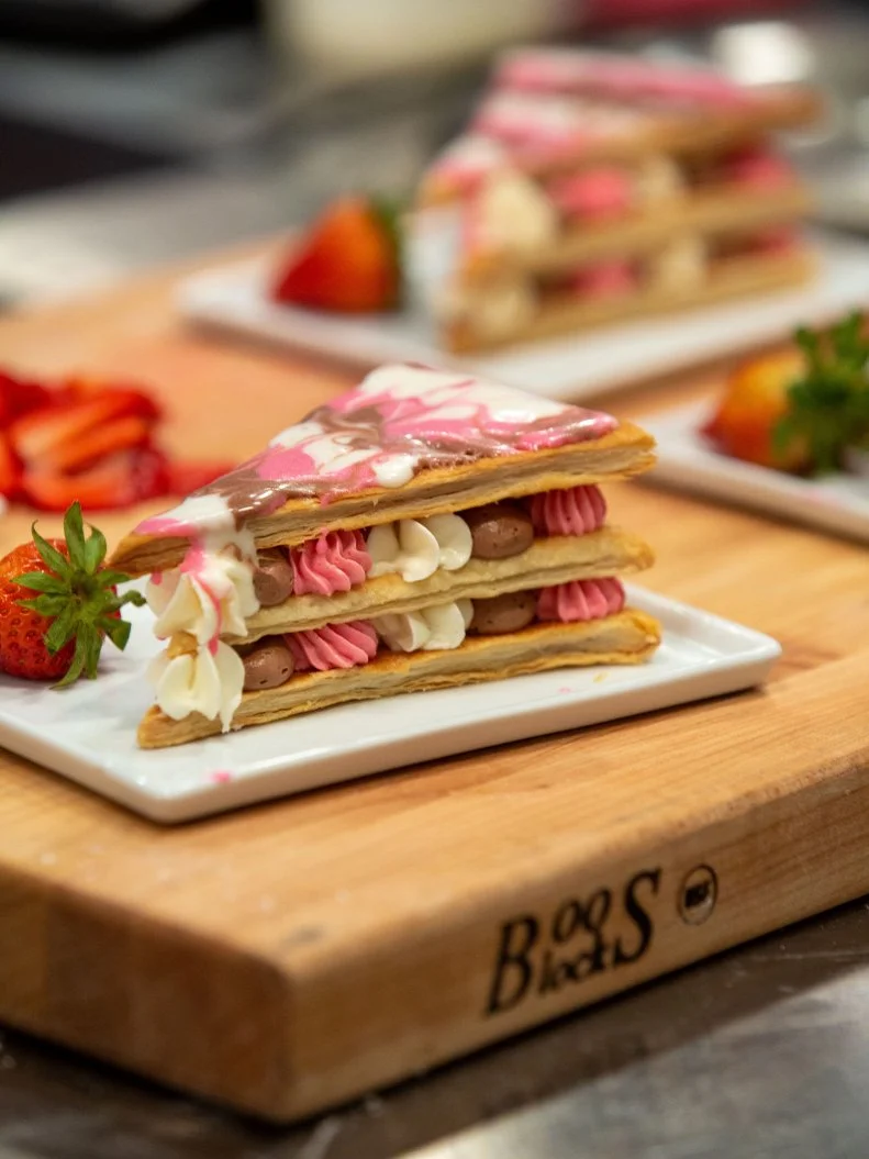 Avner's details, as seen on Kids Baking Championship, Season 8.