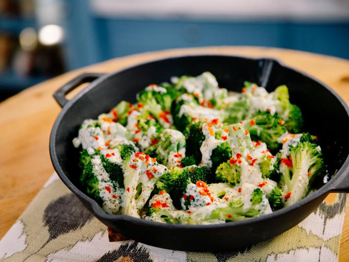 Broccoli with Blue Cheese Sauce Recipe Geoffrey Zakarian Food Network