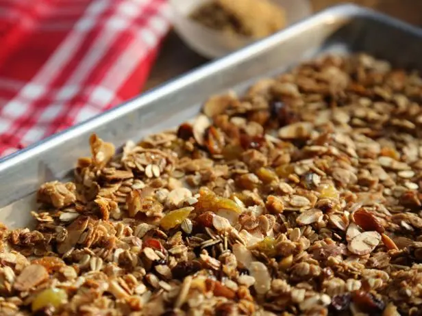 Classic Granola Recipe | Valerie Bertinelli | Food Network