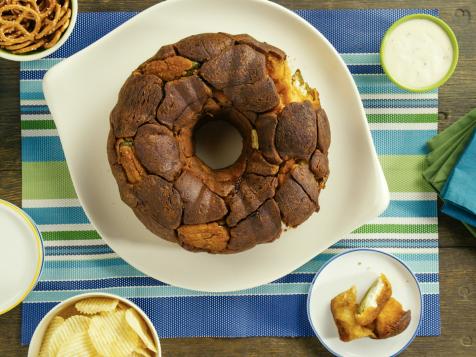 Stuffed Jalapeno Pepper Monkey Bread