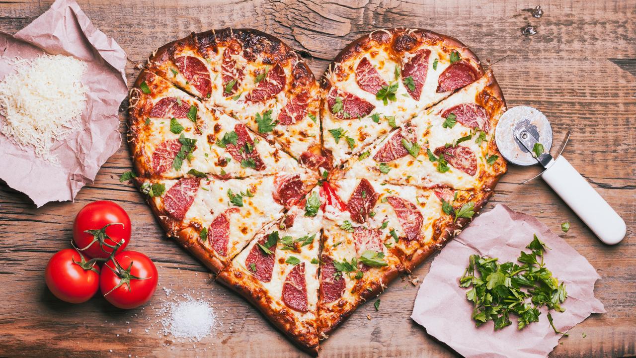 Valentine's Day Heart-Shaped Cookware and Bakeware, FN Dish -  Behind-the-Scenes, Food Trends, and Best Recipes : Food Network