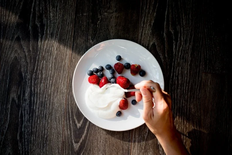 Healthy bacteria for gut health can help you reach your fitness goals but shy away from the fat and protein in full fat yogurt when exercise time is near. Protein packed Greek yogurt is also better suited for post workout recovery. Low fat or non-fat yogurt can make for a better pre workout option. 