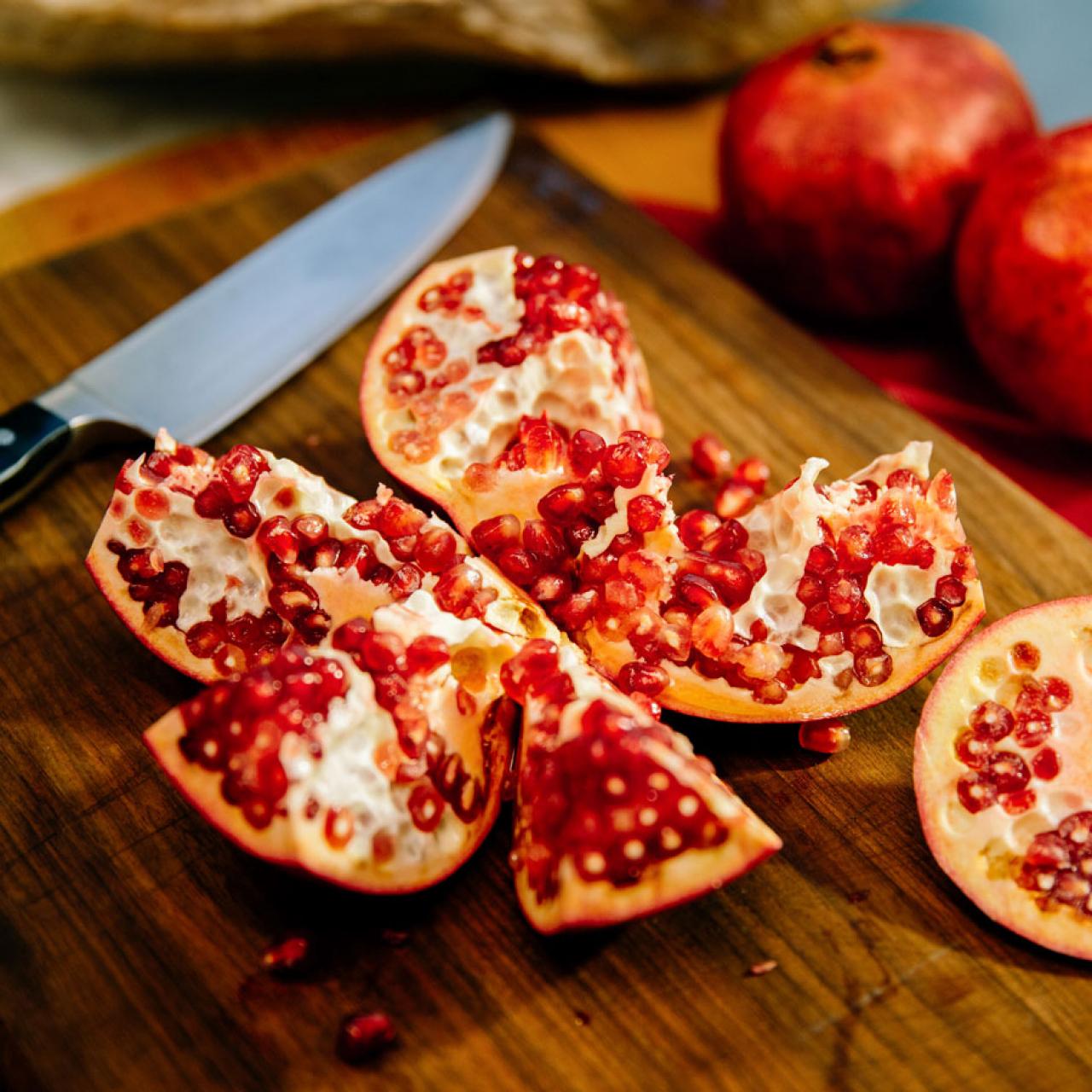 How To Cut and De-seed a Pomegranate (+ video!) - Everyday Delicious