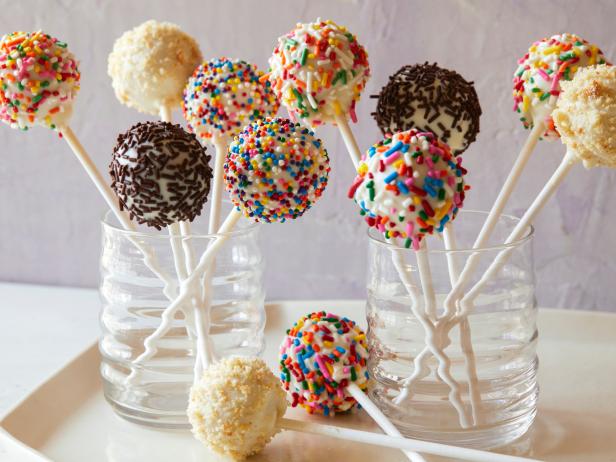 How To Make Cake Pops Cake Pops Recipe Food Network Kitchen Food Network