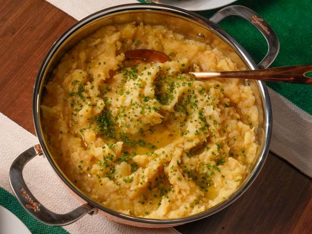 Creamy Potatoes with Cabbage image