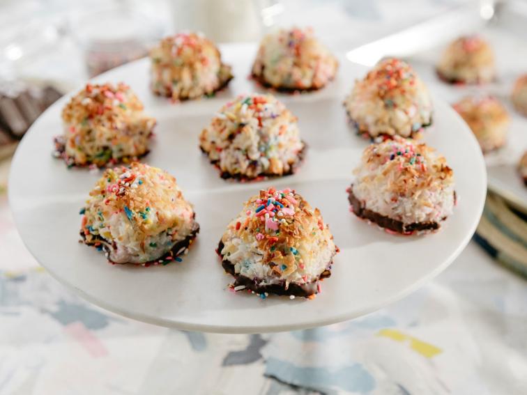 Giant Sprinkle Macaroons Recipe Molly Yeh Food Network