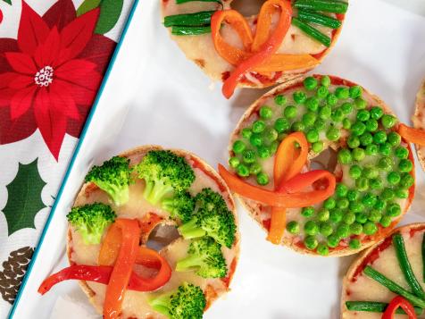 Whole-Wheat Bagel Wreath Pizzas