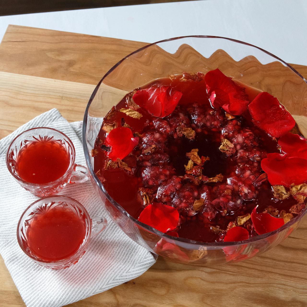 Pomegranate Orange Holiday Punch - Cooking with Curls