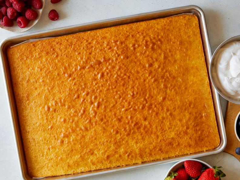 Basic Sheet Pan Cake