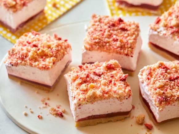 Strawberry Shortcake Bars + More Fun Frozen Treats