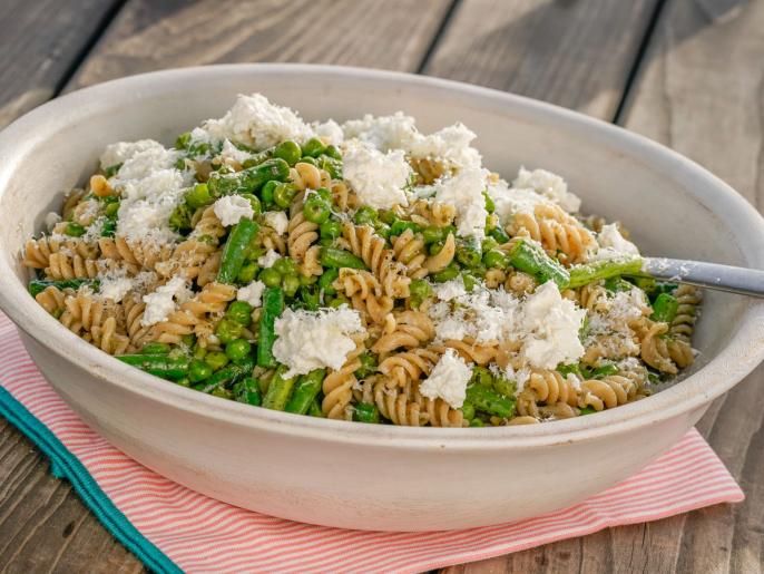 Fusilli with Pesto and Green Beans Recipe Giada De Laurentiis Food