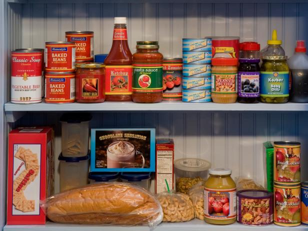 HURRICANE SUPPLY KIT: Food to put in your emergency kit