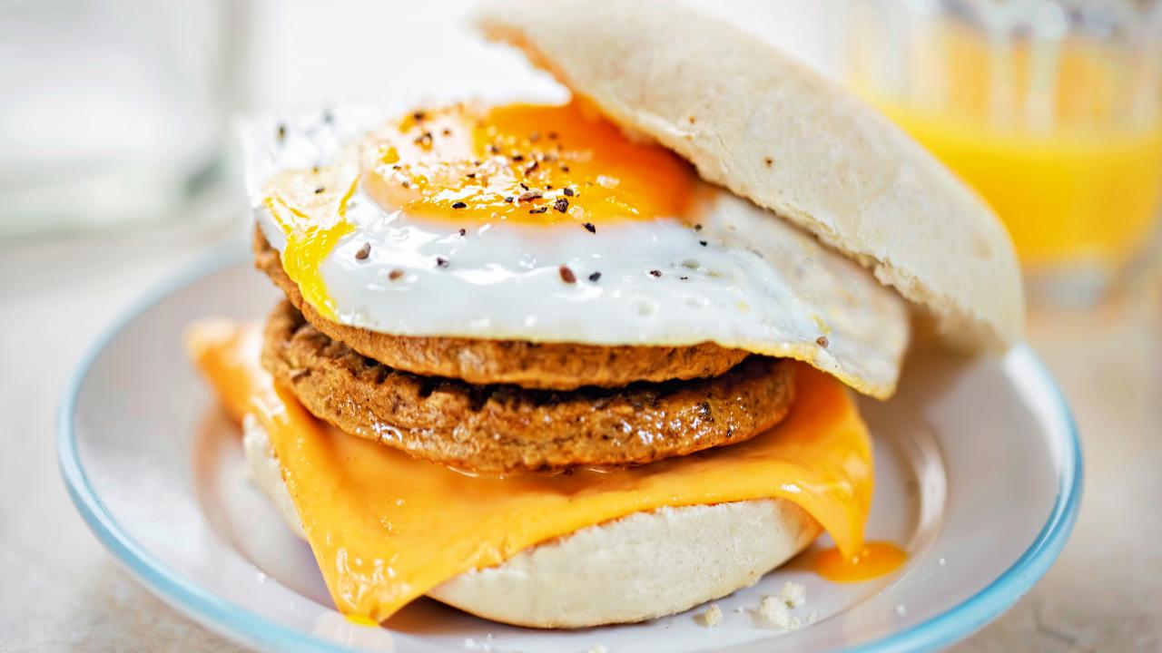 TikTok breakfast sandwich recipe - BBC Food