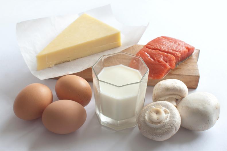 Many folks could benefit from more vitamin D in their diet. This fat soluble vitamin is crucial for bone health by helping with calcium absorption and bone growth. It is also involved cell growth, immunity and fighting inflammation. If you find it tricky to eat enough – you aren’t alone! Vitamin D is not widely available in a large variety of foods but if you can gravitate towards more of these – foods you can up your Vitamin D game.