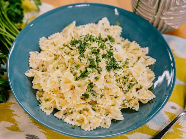 Farfalle With Fresh Herbs And Goat Cheese Recipe Geoffrey Zakarian Food Network