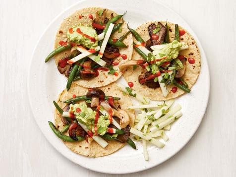 Green Bean–Mushroom Tacos
