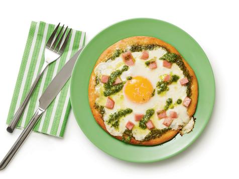 Green Eggs and Ham Pizza