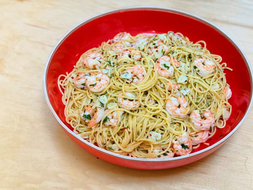 Quick Shrimp Scampi with Pasta Recipe | Michael Symon | Food Network