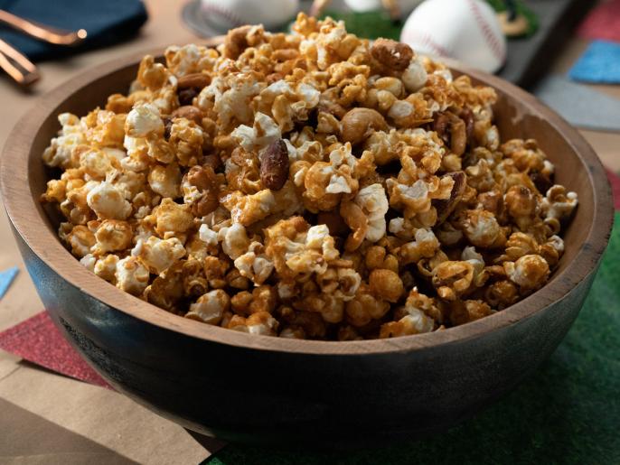Nutty Caramel Corn Recipe Valerie Bertinelli Food Network
