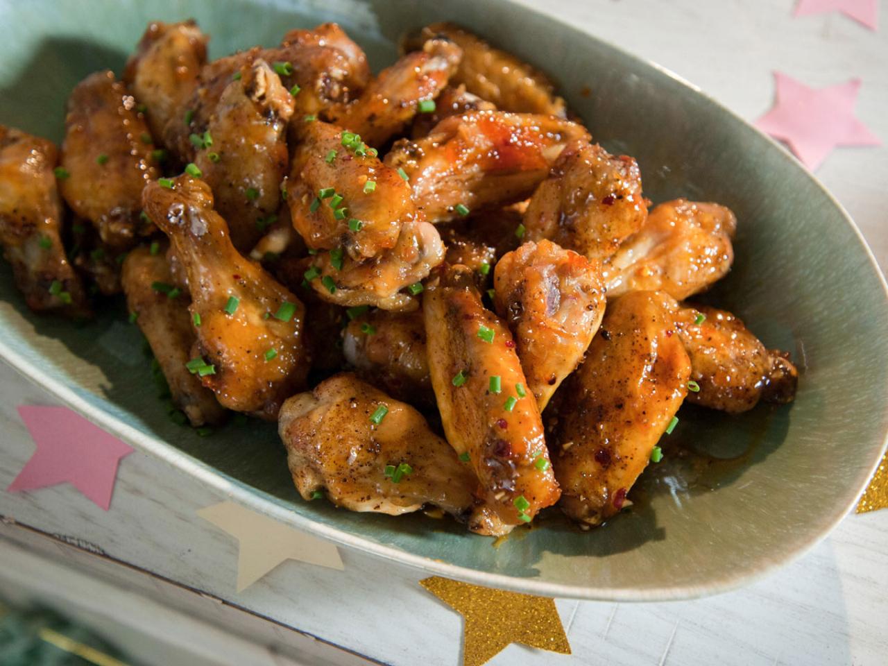 This Sticky Chili Garlic Wings Recipe is soo 🔥🔥 Would you try them ❓, Wings  Recipes