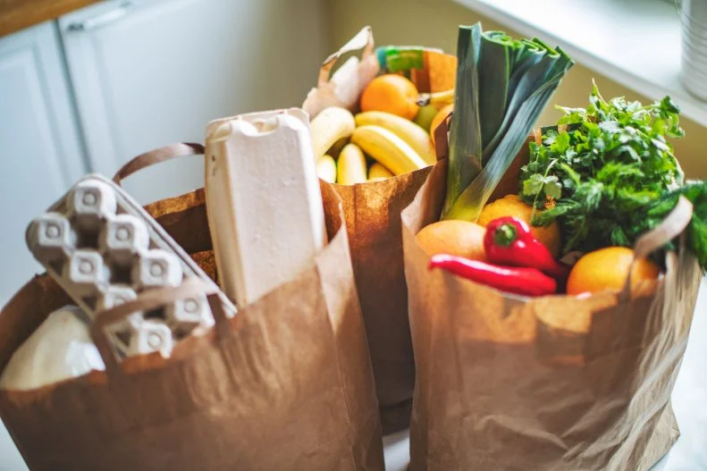 Getting groceries has become a stressful event, especially now that some stores sell out of product faster than usual. So what should you do if you’re following grocery shopping strategies and still struggling to find quality meat, produce or diet-specific products? We asked registered dietitian nutritionists (RDNs) from around the country for their tips and tricks for getting the groceries they need while socially distancing and staying safe during the current pandemic.