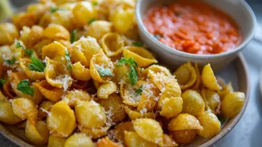 Shells with Vodka Sauce