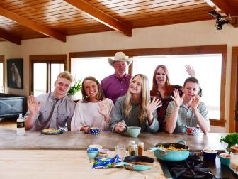 Ree Drummond, Ladd Drummond, Alex Drummond, Paige Drummond, Bryce Drummond and Todd Drummond, as seen on The Pioneer Woman, special.