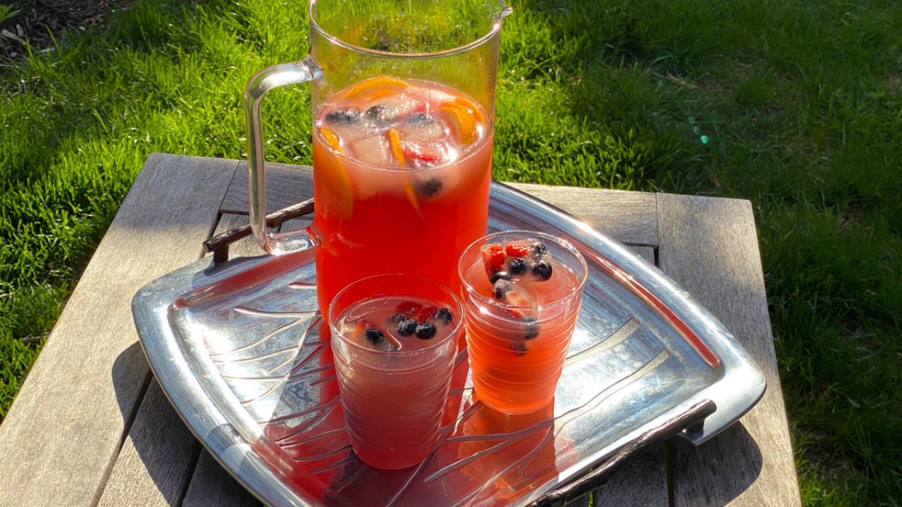 Vodka Party Punch - The Farmwife Drinks