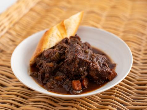 Red Wine-Braised Short Ribs