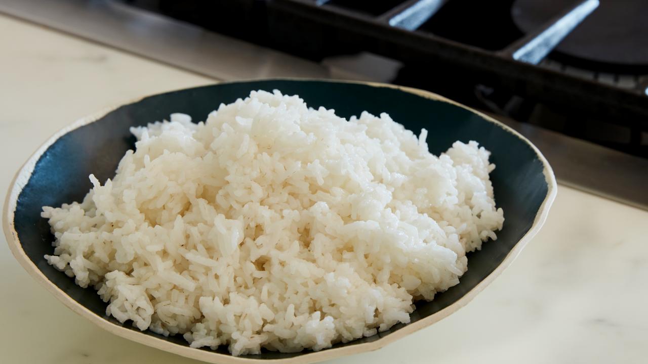 How To Cook Sushi Rice: An Easy-To-Follow Guide
