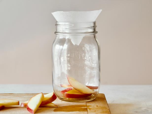 How to Naturally Get Rid of Fruit Flies in the Kitchen