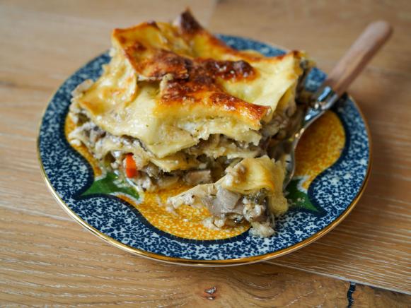 Bacon and Mushroom Lasagna Recipe | Giada De Laurentiis | Food Network