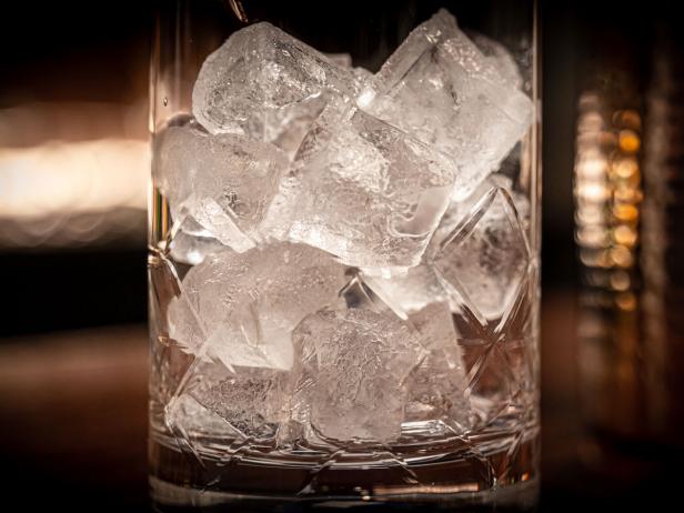 Clear Ice Cubes - Easy Trick To Make Perfect Ice - Vintage